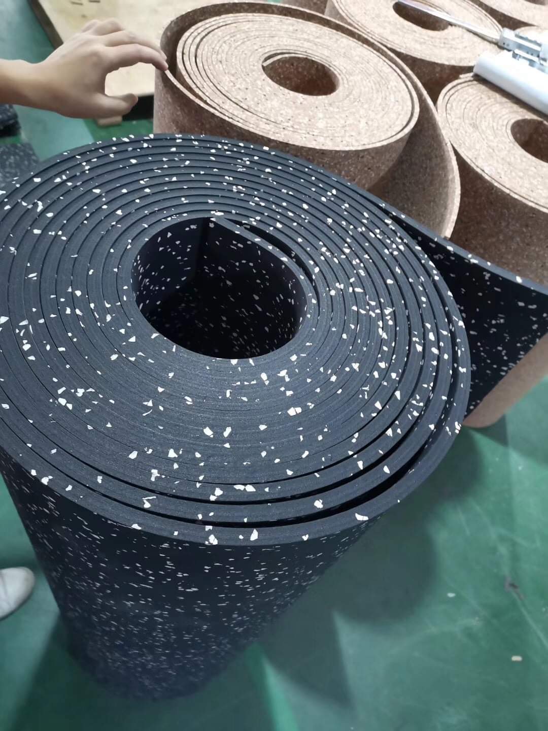 رولات-ربر-مطاطية-1